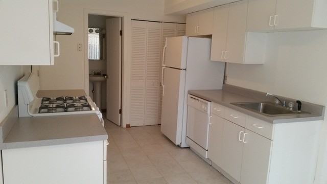 19509 116th Ave #C - Photo 3 of 14