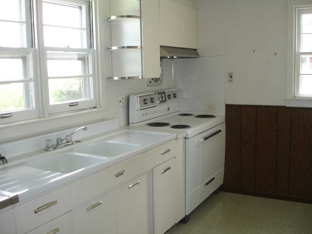 371 Mt Pleasant Rd - Photo 3 of 7