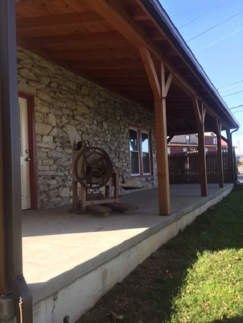 5270 Lincoln Hwy - Photo 3 of 29