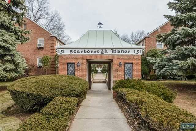 151 E Palisade Ave #B9