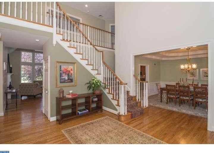 101 Osborne Cir - Photo 3 of 25
