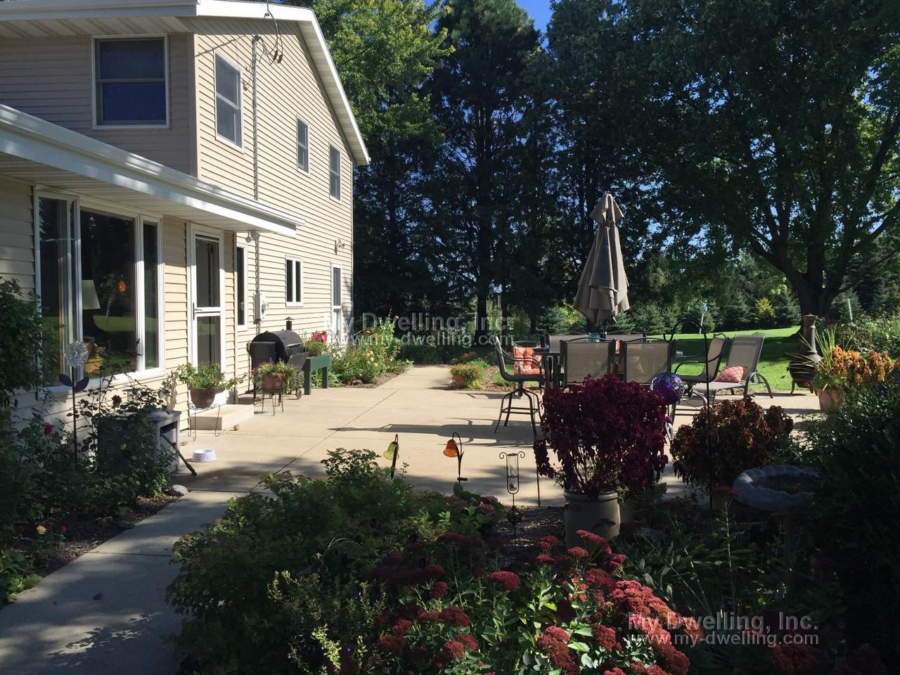 W1507 Roosevelt Rd - Photo 2 of 20