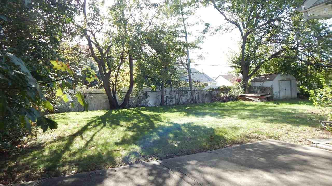 10 Boundary Ave - Photo 3 of 14