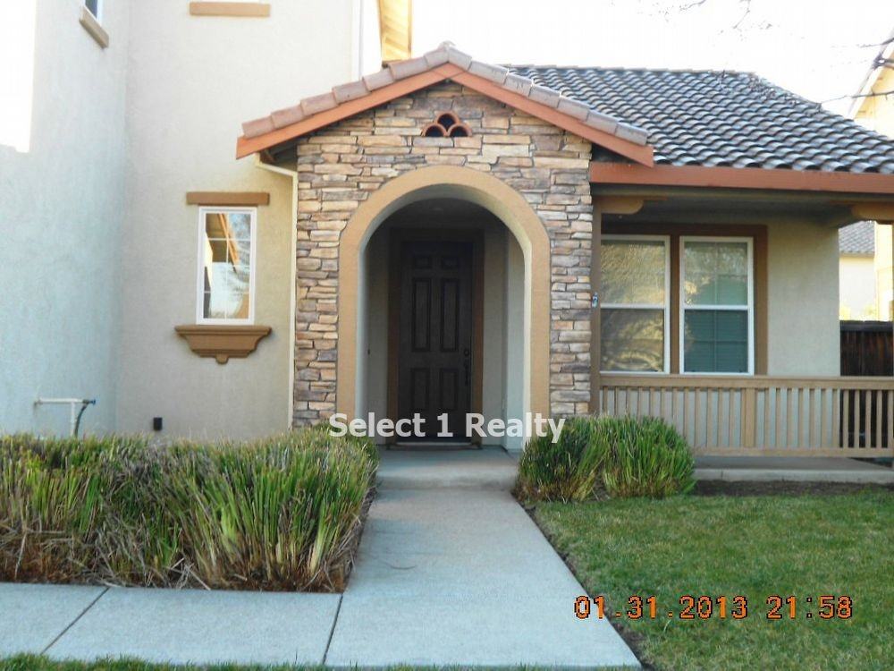 420 Elberta Ct - Photo 3 of 15