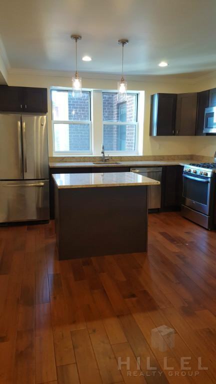 34-15 Parsons Blvd #6J