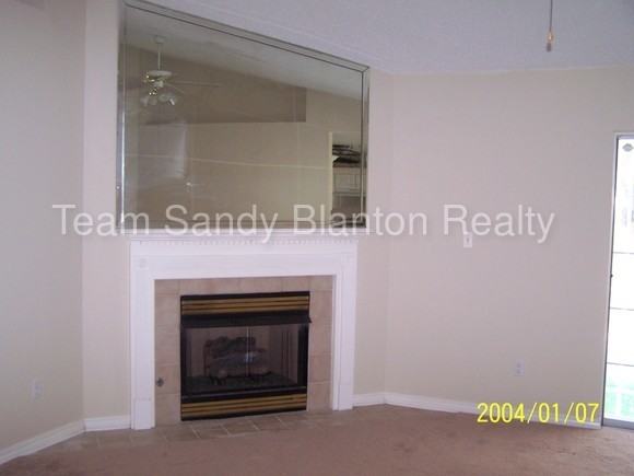 1790 Condor Dr - Photo 3 of 11