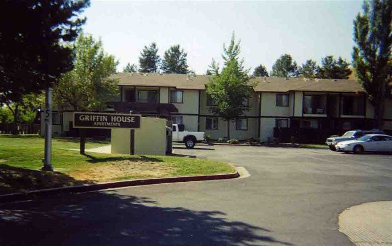 Griffin House Apartments - Photo 3 of 7