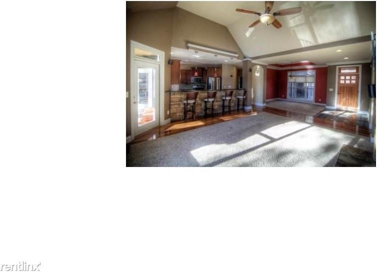 251 White Antelope St - Photo 3 of 25