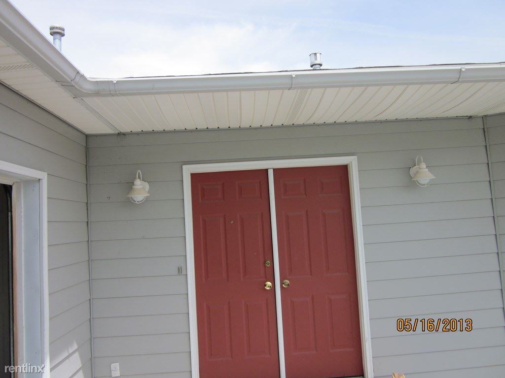 913 Longhorn Ct - Photo 3 of 30