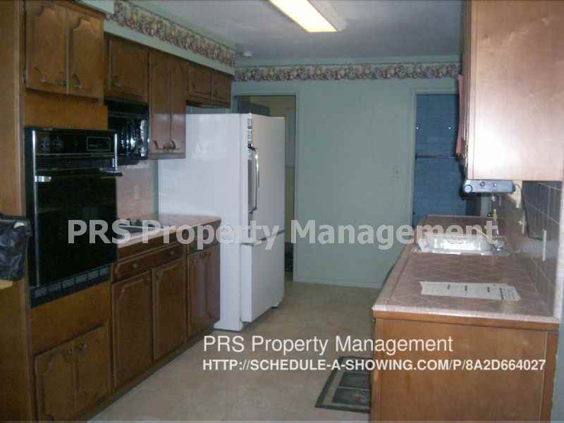 513 E Fairmont Dr - Photo 3 of 8