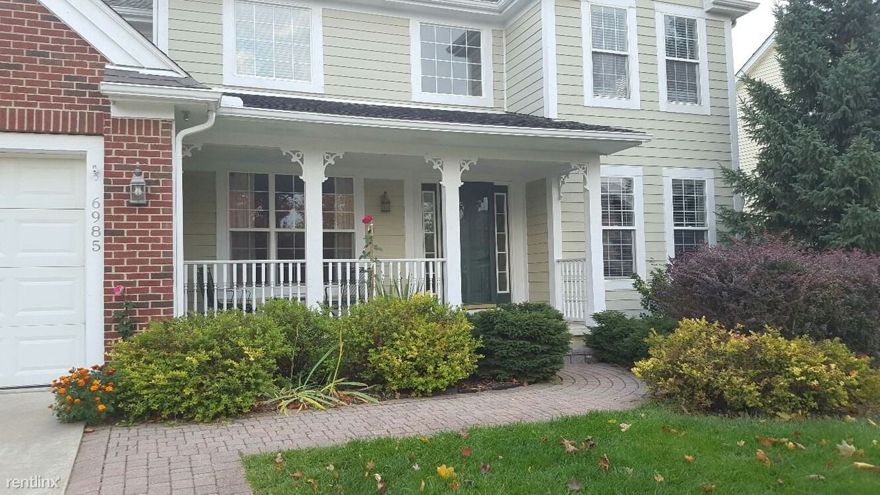 6985 Wellington Dr - Photo 2 of 26