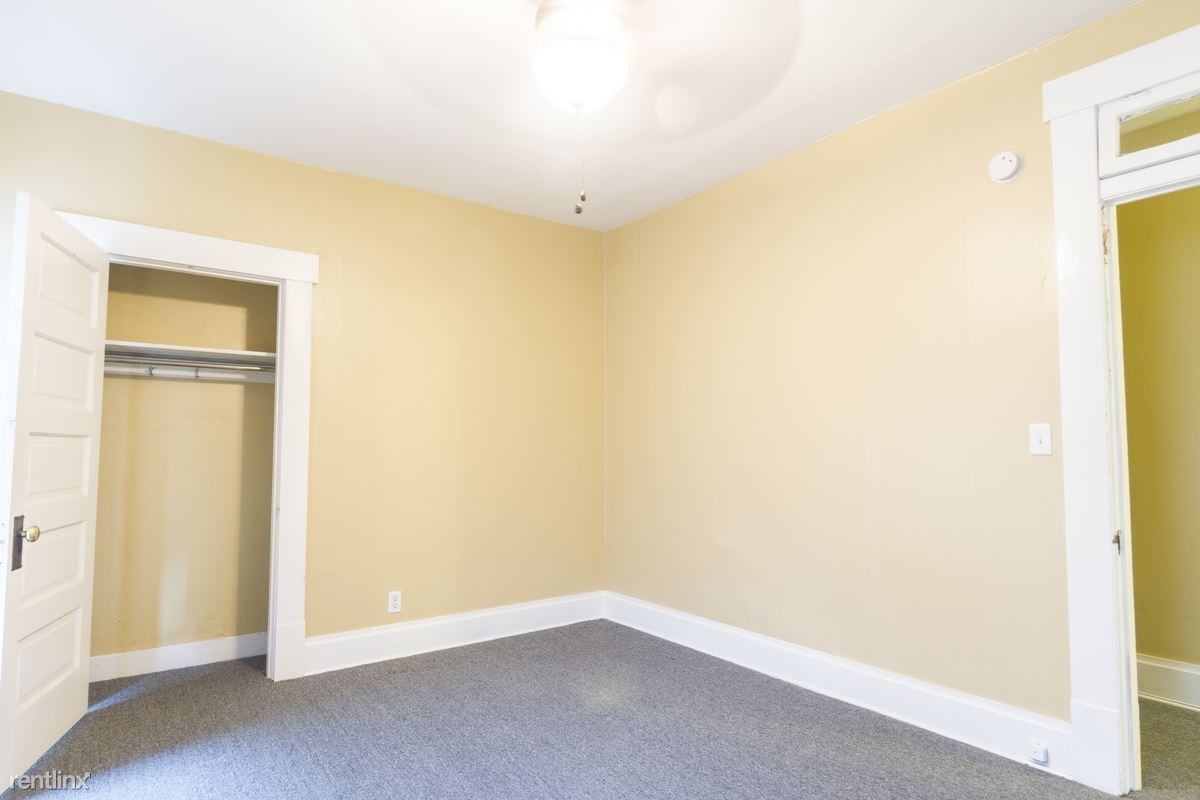 2317 N High St - Photo 2 of 9