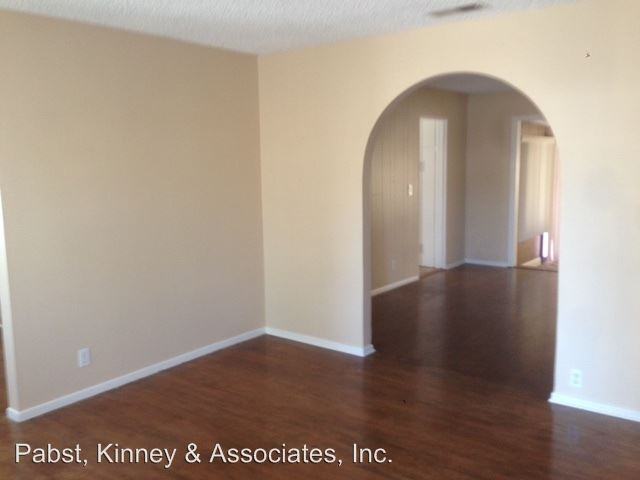 20833 Ely Ave - Photo 3 of 11