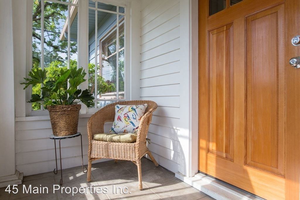 3705 NE 72nd Ave - Photo 2 of 24