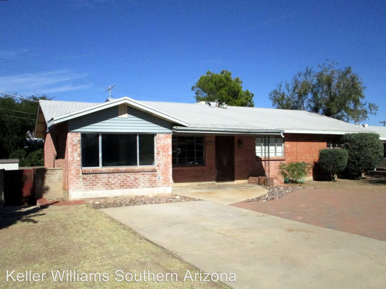 4719 E Scarlett St - Photo 2 of 44