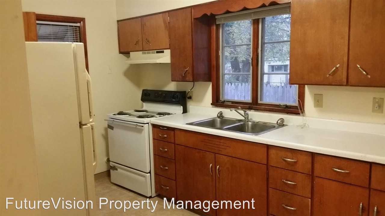 1307 Highland Ave - Photo 3 of 16