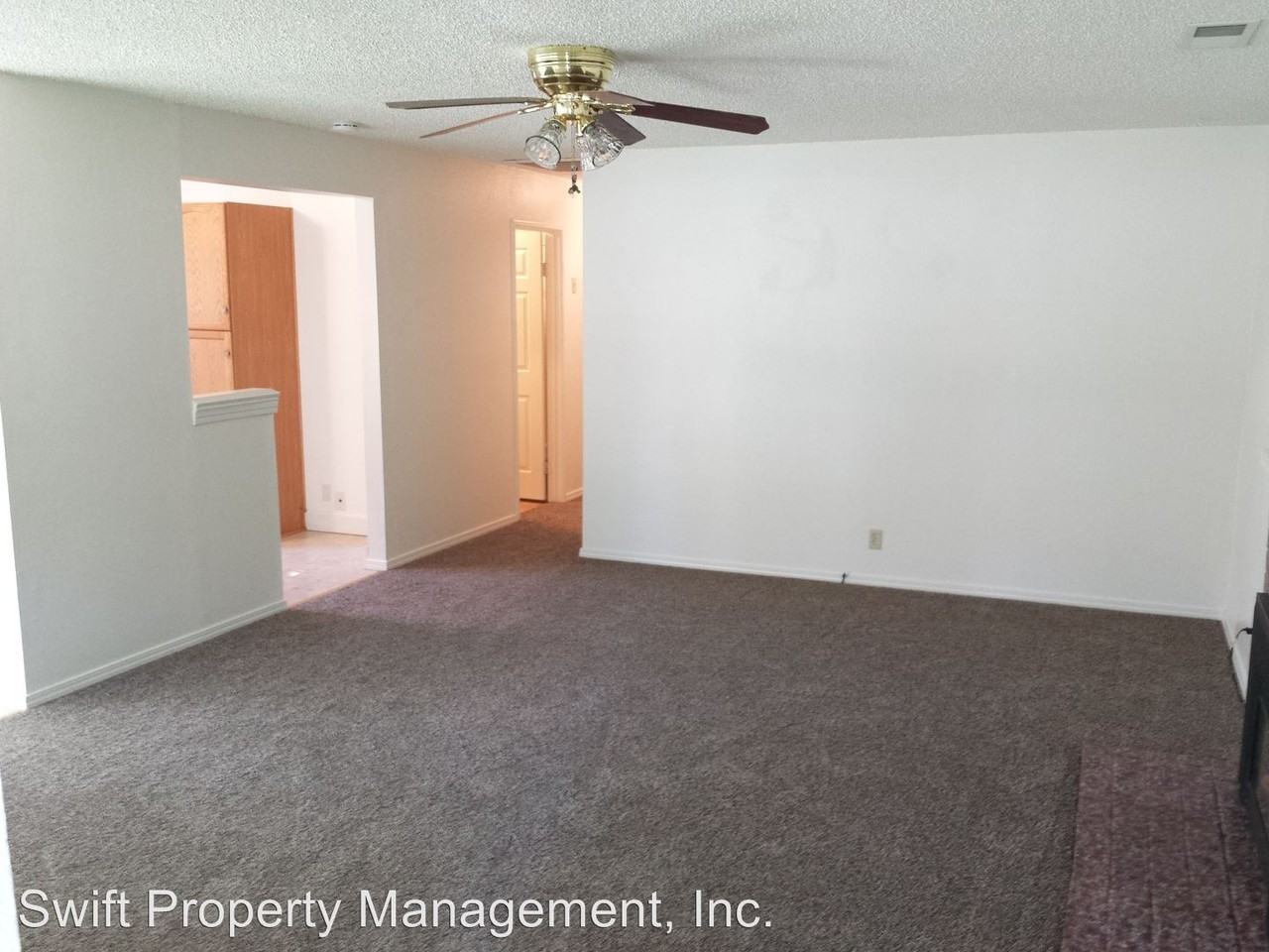 1372 Pinion Ct - Photo 3 of 15