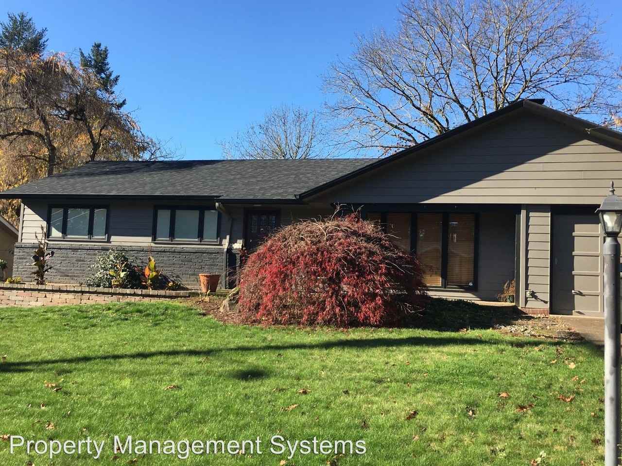 4703 SW 53rd Ave - Photo 2 of 28