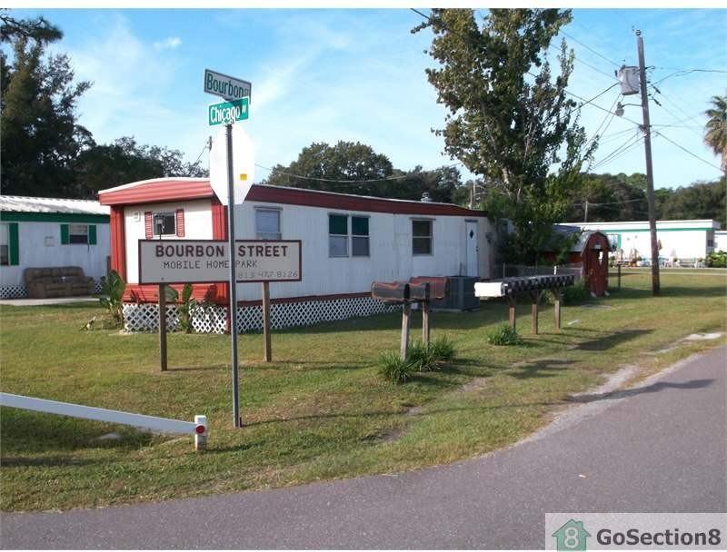 9440 Bourbon St #5 - Photo 3 of 5