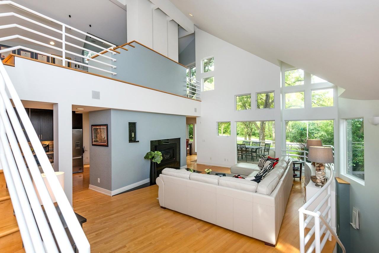 3403 W 28th St - Photo 3 of 22