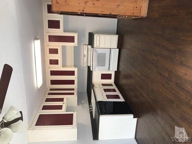 3452 Lockwood Ct #20 - Photo 2 of 8