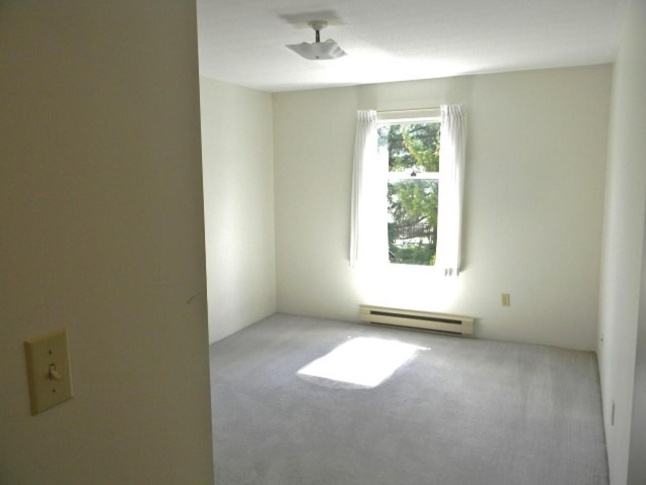 5830 Vedder Rd - Photo 3 of 6