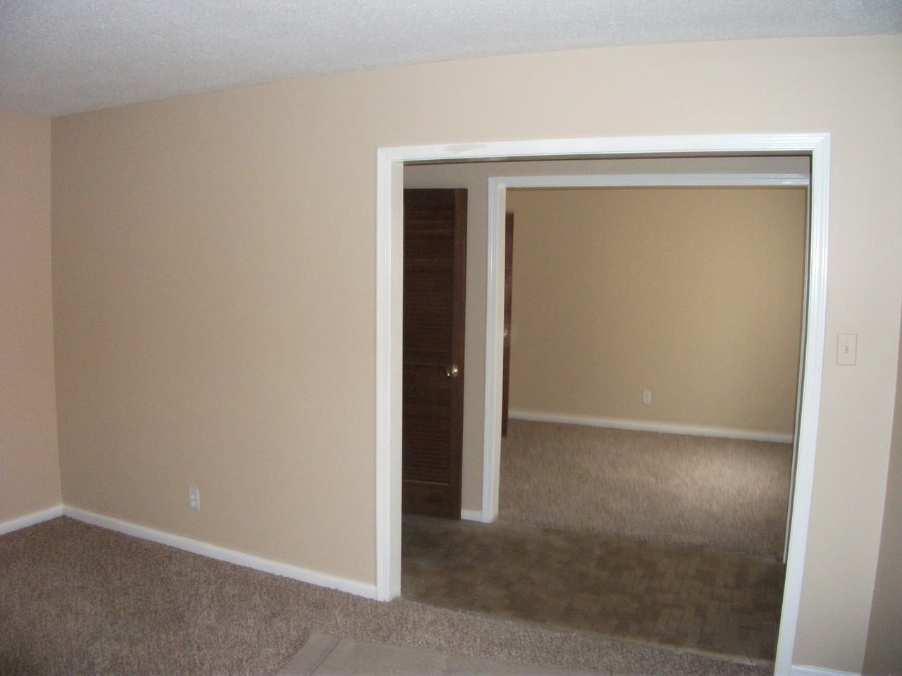 6270 Raleigh Lagrange Rd - Photo 3 of 25