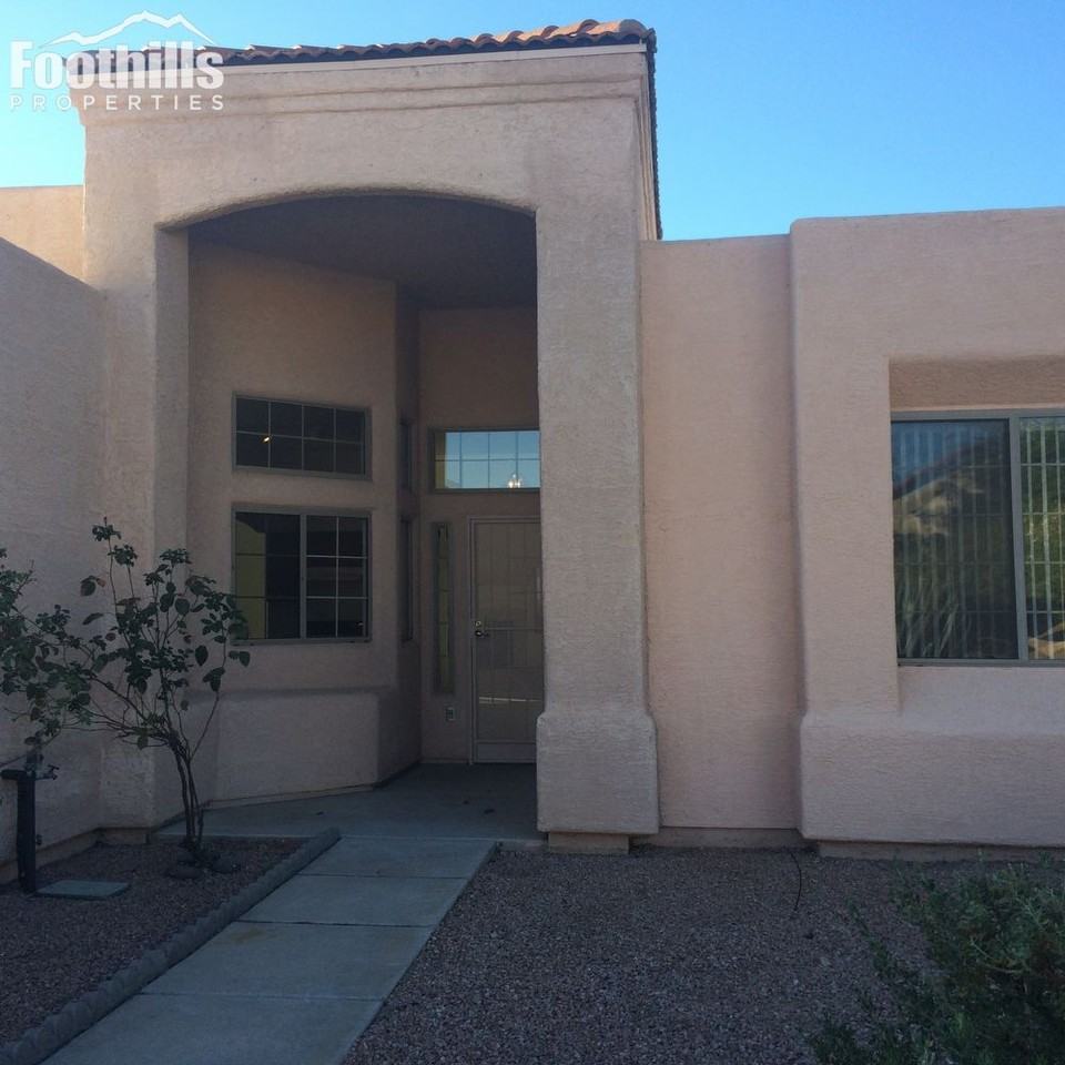 2651 W Camino De La Caterva - Photo 2 of 4