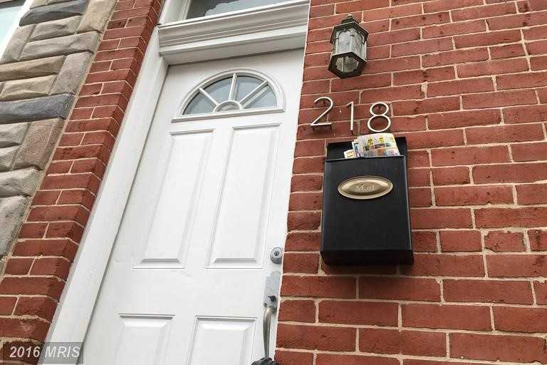 218 N Glover St - Photo 2 of 13