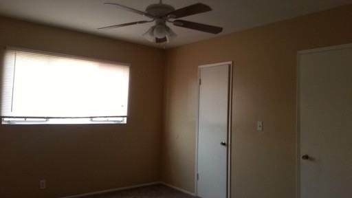 1701 Cedar Ave #04 - Photo 3 of 5