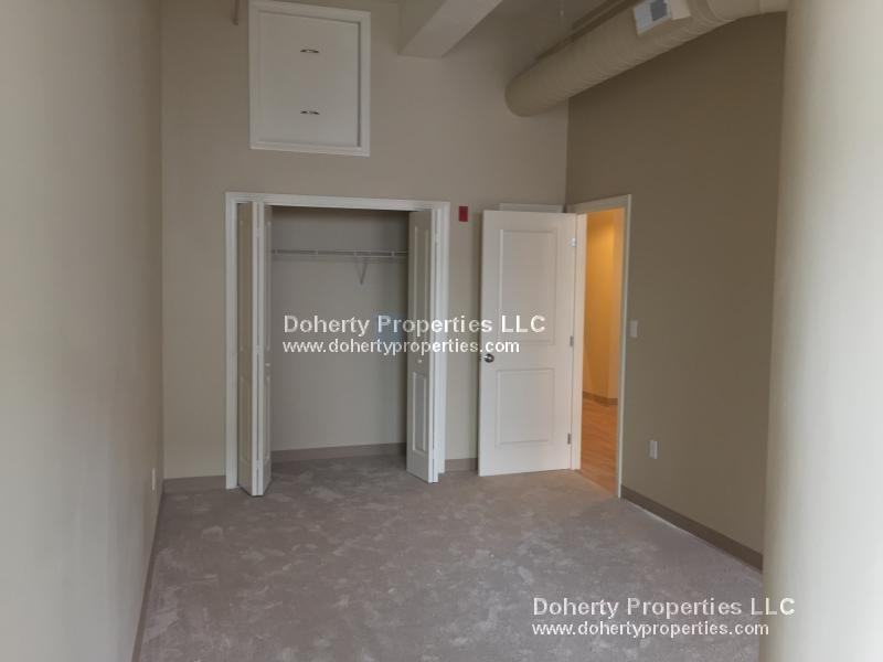 301 Merrimack St 301 - Photo 2 of 4