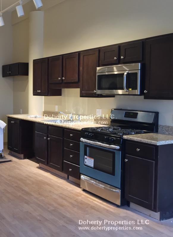 301 Merrimack St 301 - Photo 3 of 4