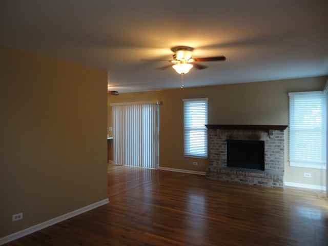 3130 Midlane Dr - Photo 3 of 9