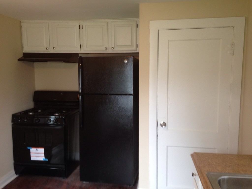 3017 Gilead Ave - Photo 3 of 16