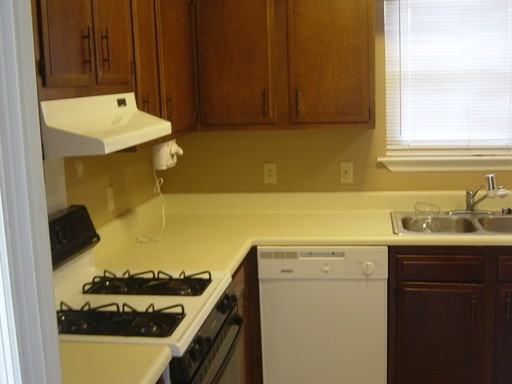 11 Peach Ct - Photo 3 of 7