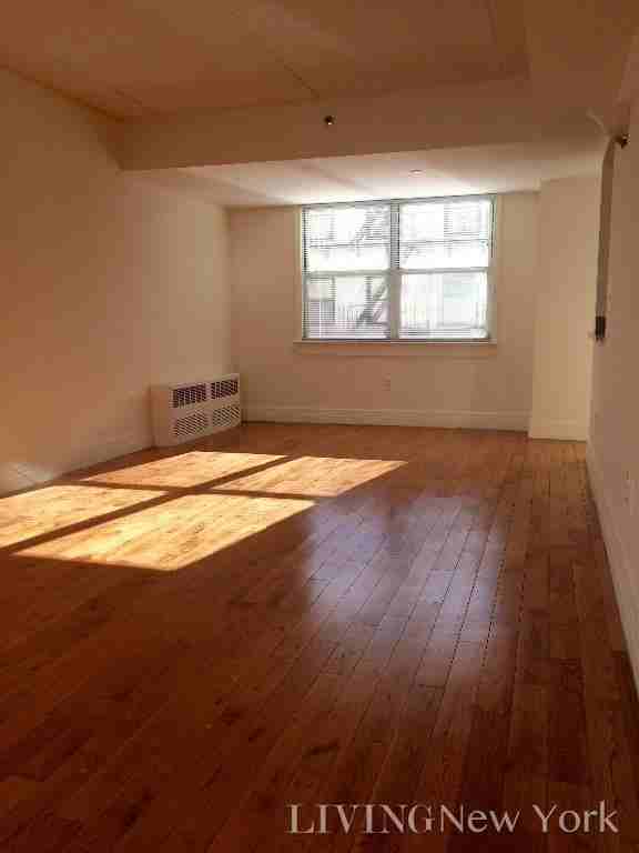 200 Schermerhorn St #303