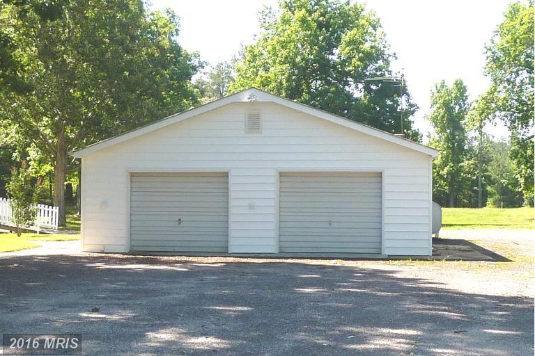 40525 Bishop Rd - Photo 2 of 25