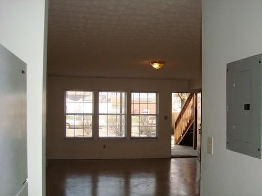 526 Locher Alley - Photo 2 of 9