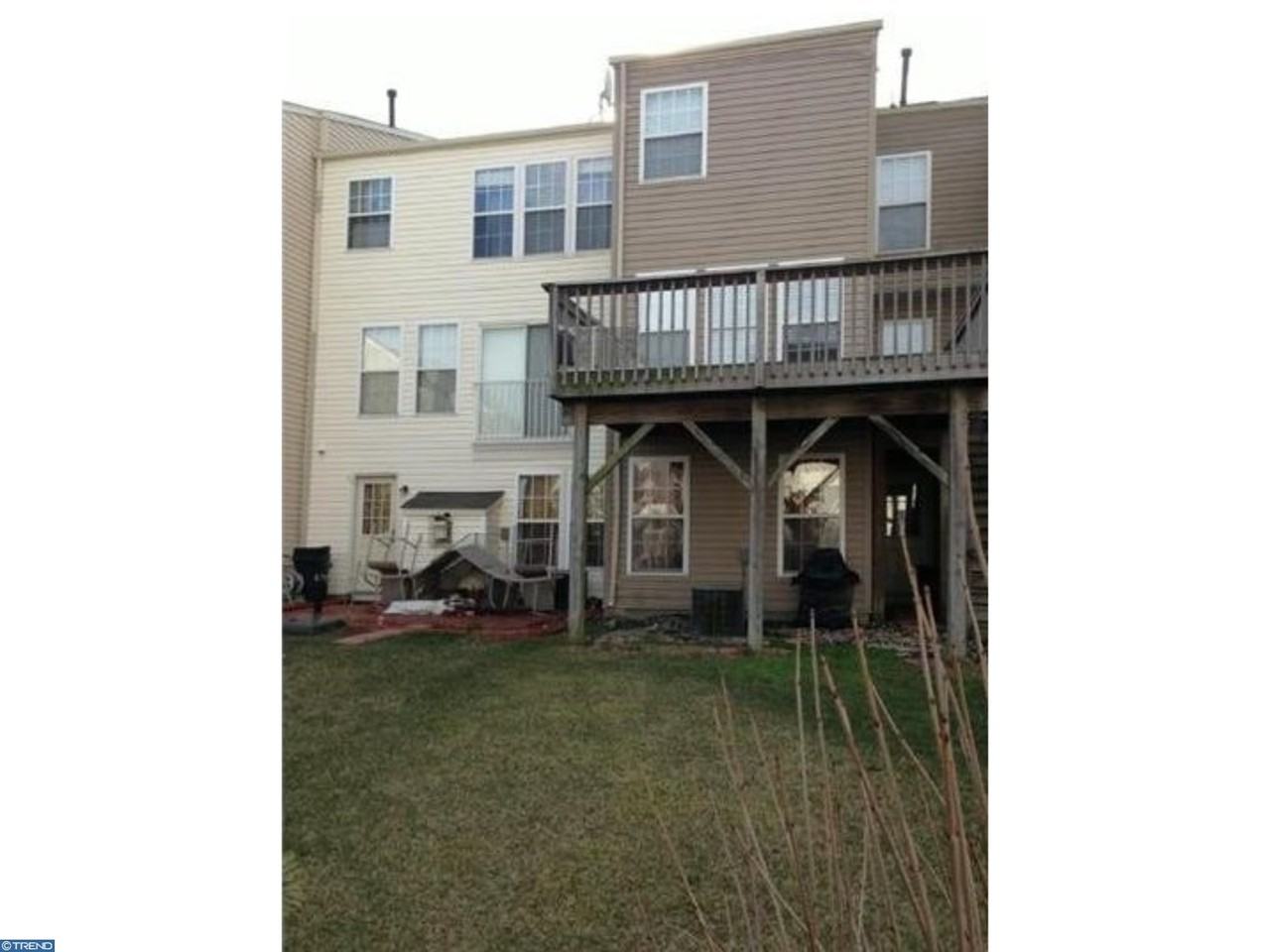 8 Clemens Lane - Photo 3 of 3