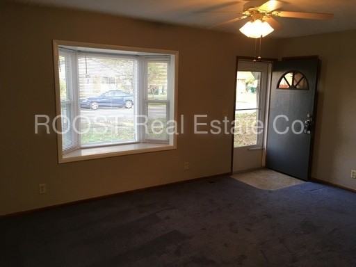 825 Plumwood Dr - Photo 3 of 13