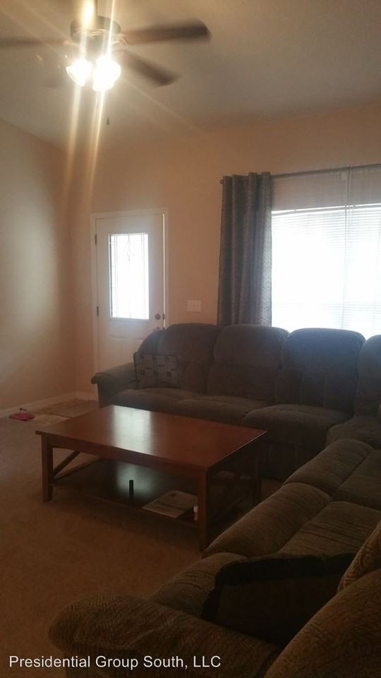 1855 10th Ave - Photo 3 of 7