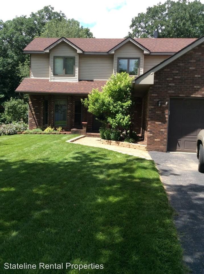 104 Centralia Pl NE - Photo 2 of 21