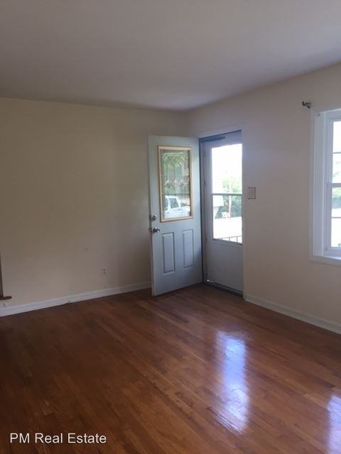 2500 Cherbonne Dr - Photo 2 of 4