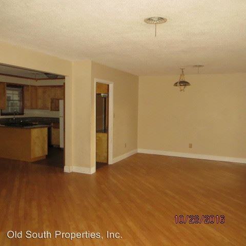 3710 Gatewood Dr - Photo 2 of 13