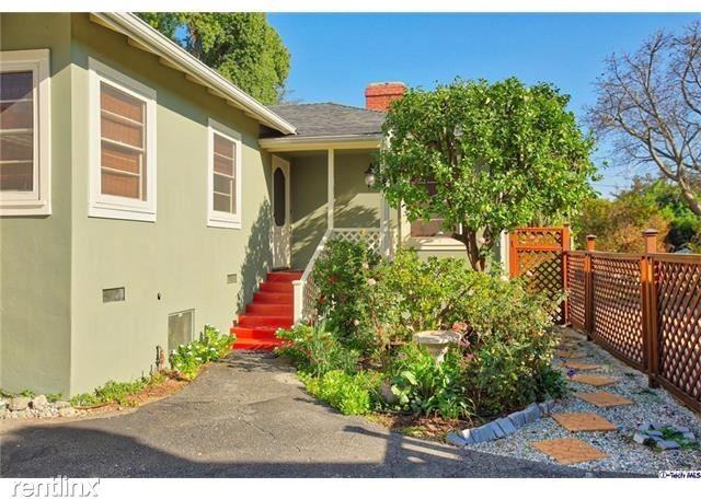 2810 St James Pl - Photo 2 of 30