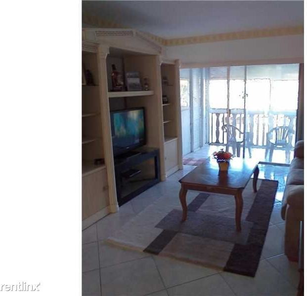 470 Paradise Isle Blvd - Photo 3 of 7