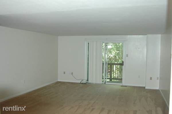 610 Windsor Ave - Photo 2 of 5
