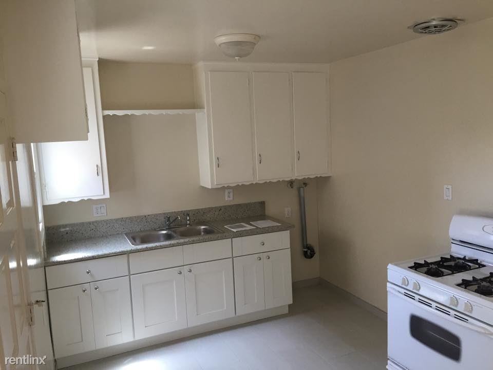 4094 Green Ave - Photo 2 of 8