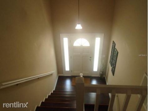 6412 Drake Ct - Photo 2 of 10