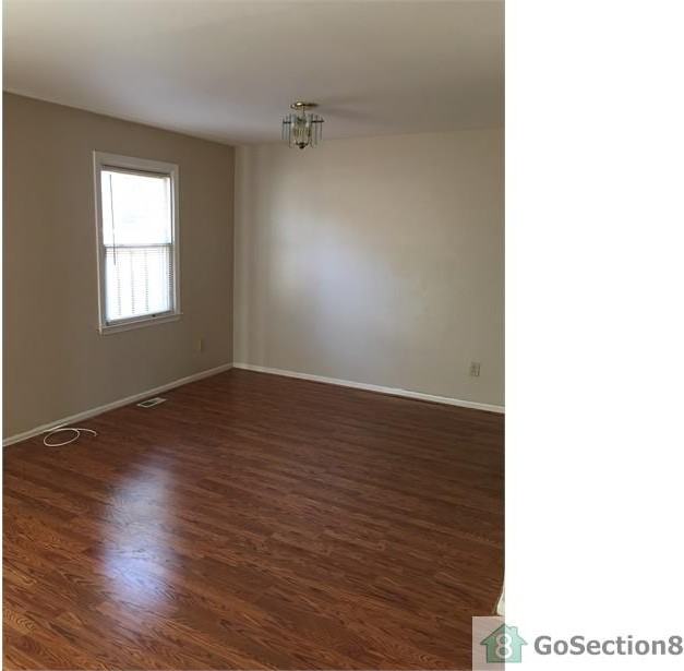 4 Goodport Ct - Photo 2 of 4